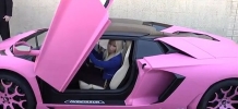 nicki minaj pink lamborghini aventador