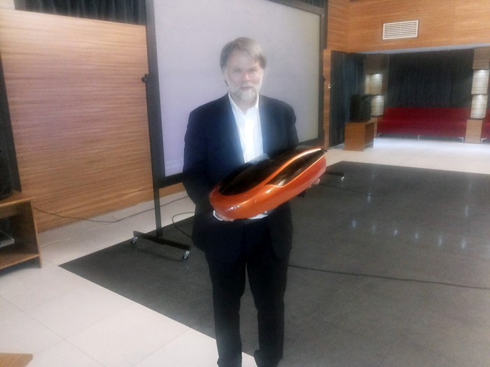 Creatorul mașinii printate 3D, în Bănie