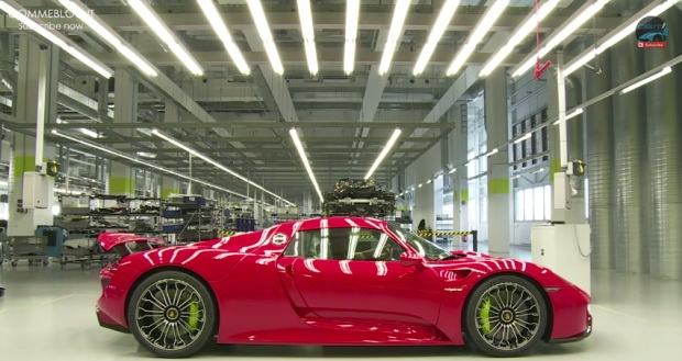 Turul fabricii unde se construiește Porsche 918 Spyder