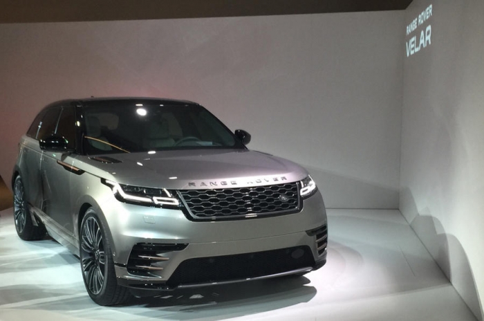 Cel mai aerodinamic Land Rover - Range Rover Velar - VIDEO, preț, detalii și specificații dezvăluite