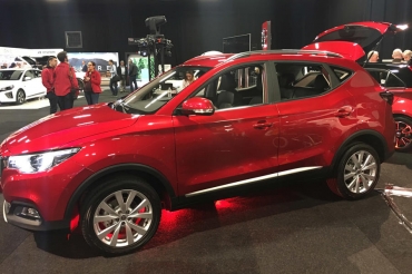 Rivalul Daciei Duster şi-a făcut debutul la London Motor Show: MG XS