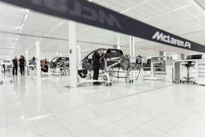 McLaren a început producţia lui P1