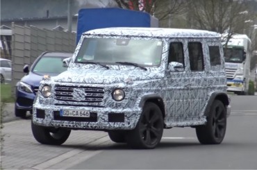 Mercedes-Benz G-Class 2018 surprins la plimbare - VIDEO
