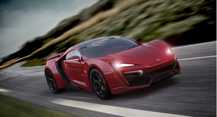 Lykan Hypersport, bolidul de 3.4 milioane de euro, pe circuit