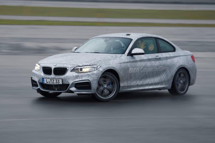 BMW introduce prototipuri autonome extreme