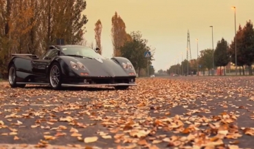 Horacio Pagani, la plimbare în propria sa Zonda