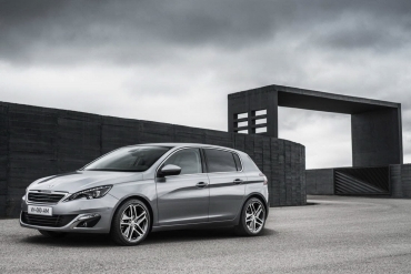 Peugeot 308, maşina anului 2014 în Europa