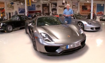 Jay Leno testează un Porsche 918 Spyder