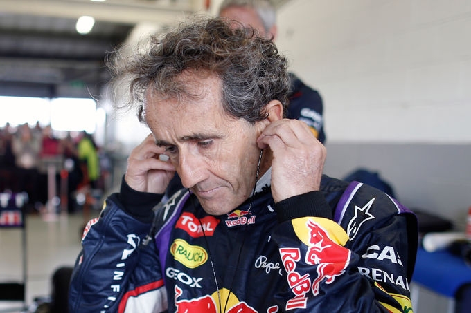 Prost se îndoiește că Renault poate ajunge din urmă pe Mercedes în 2015