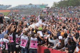 Lord of the Silverstone! Hamilton câștigă în Marea Britanie după un final de coșmar pentru Ferrari!