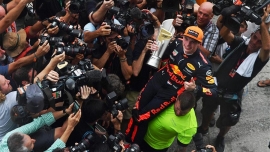 Victorie pentru Verstappen în Malaysia!