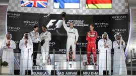 Bottas îl învinge pe Hamilton în ultima cursă a sezonului 2017