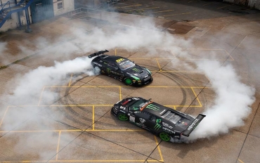 BattleDrift: Lamborghini Murcielago vs Nissan GT-R