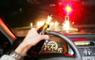 Polițiștii cer ridicarea permisului timp de un an pentru șoferii prinși bauți la volan