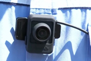 Poliţiştii vor fi dotaţi cu camere video