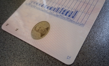 Șoferii pot obține mai ușor permisul pentru o categorie superioară