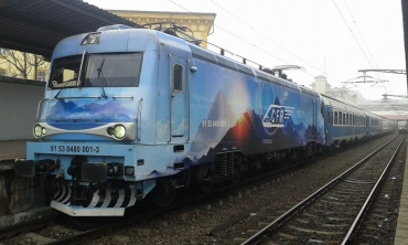 Primul tren de călători care a parcurs distanţa Braşov – Bucureşti în mai puţin de 2 ore!