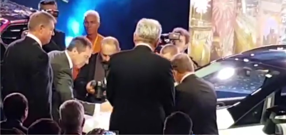 Iohannis despre noul model Ford: "Va deveni o nouă poveste de succes a industriei auto româneşti"