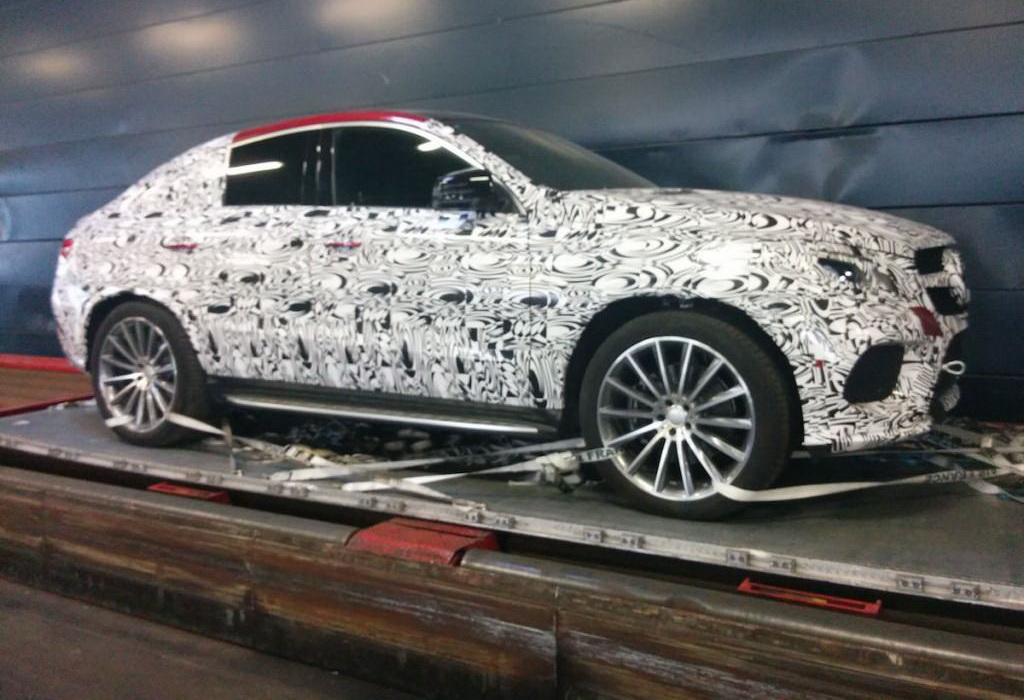 Mercedes lucrează la versiunea AMG a lui MLC