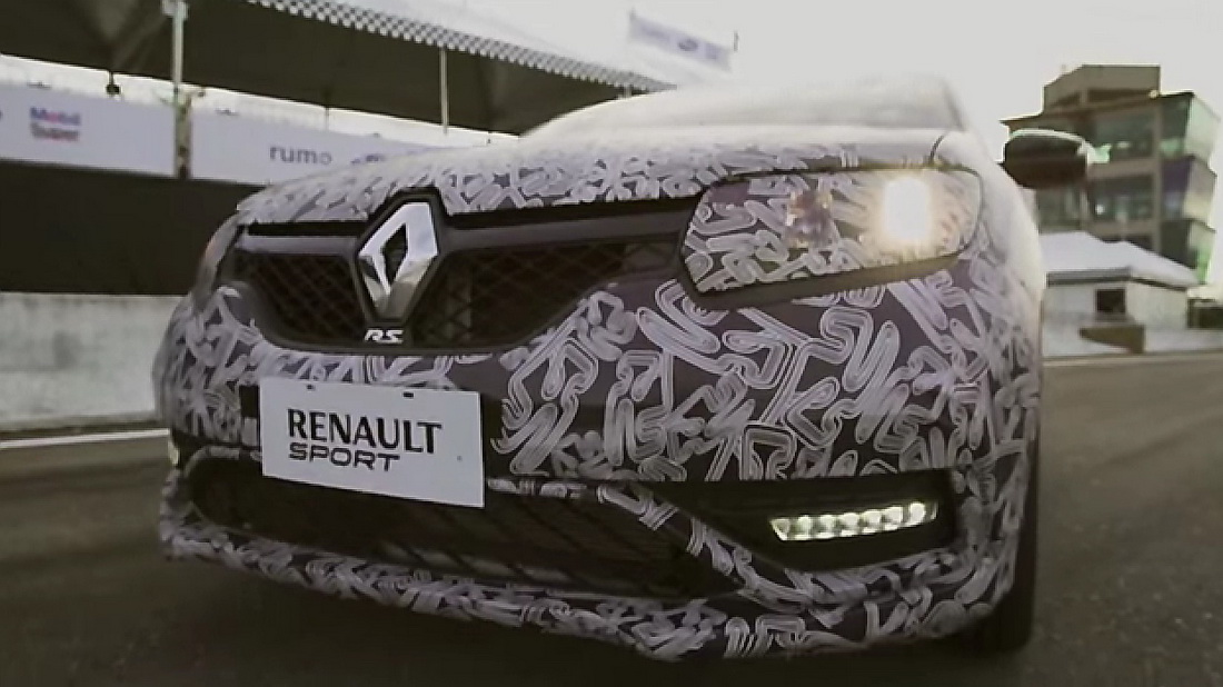 Sandero RS, în viteză pe circuit