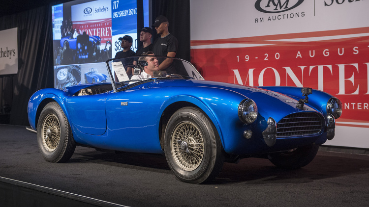 Prima Shelby Cobra a bătut recordul de vânzare pentru o mașină americană